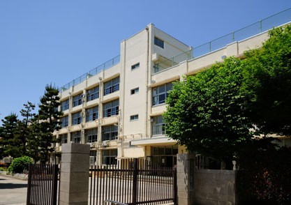 中学校　練馬区立開進第二中学校（中学校）まで1473m