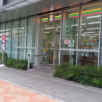 コンビニ　セブンイレブン京橋1丁目店（コンビニ）まで142m