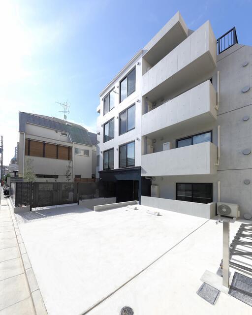 建物外観　※竣工時に撮影したものです?