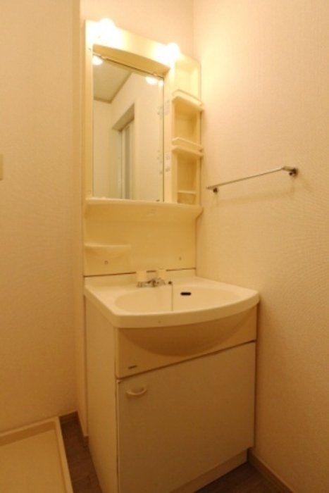 洗面設備　※別号室参考写真です