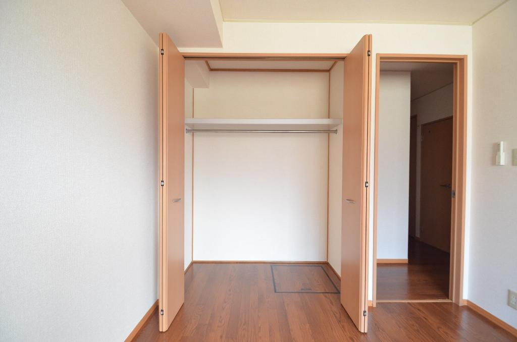 収納　クローゼット