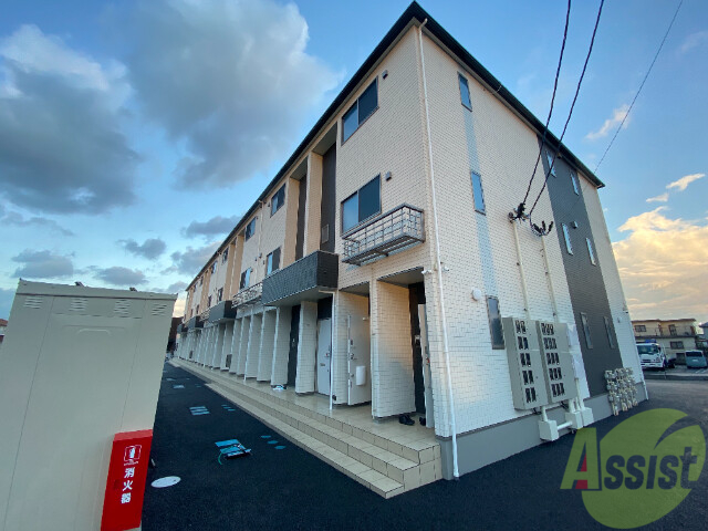 建物外観　名取市増田９丁目　「ＧＲＡＮＤ　ＦＡＭＩＬＬＥ」
