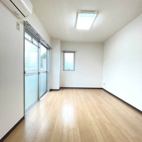 その他部屋・スペース　洋室6帖のお部屋です