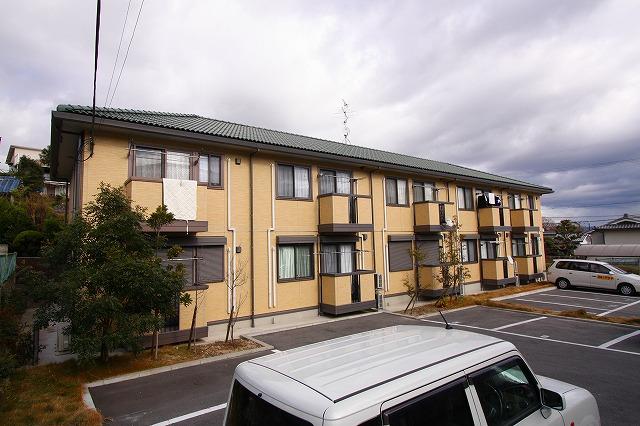 建物外観　落ち着いた雰囲気の外観です