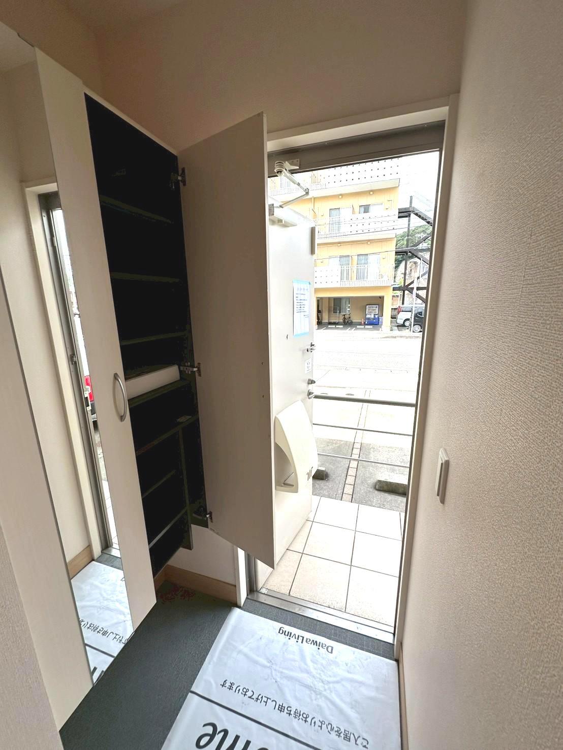 エントランス　玄関