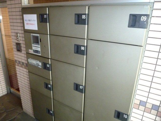 その他　宅配ＢＯＸがあるので不在時も安心です。
