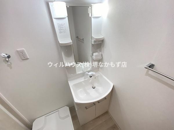 洗面設備　独立洗面台！