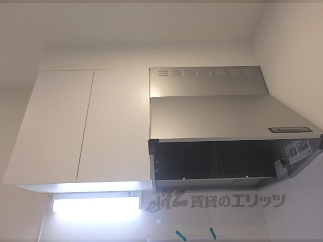 収納　キッチン上収納
