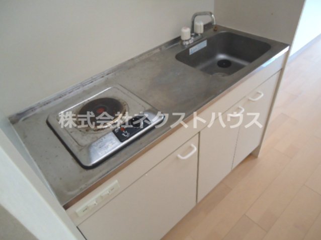 キッチン　別部屋参考写真です