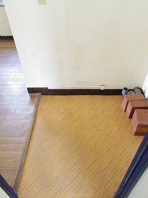 石丸マンションの玄関写真