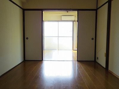 石丸マンションの内装写真