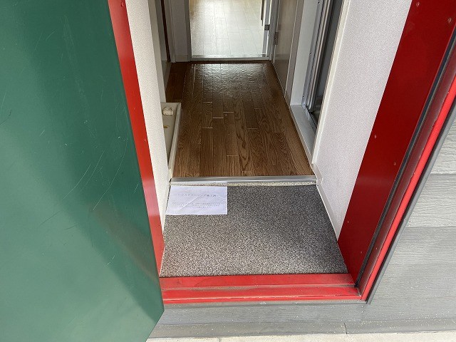 玄関　現況優先