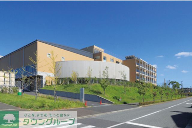 中学校　川崎市立はるひ野中学校（中学校）まで250m