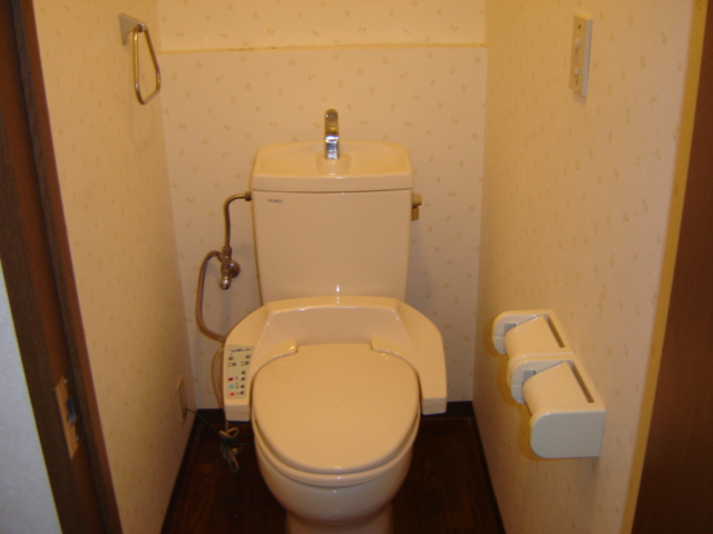 トイレ　シャワー付トイレ