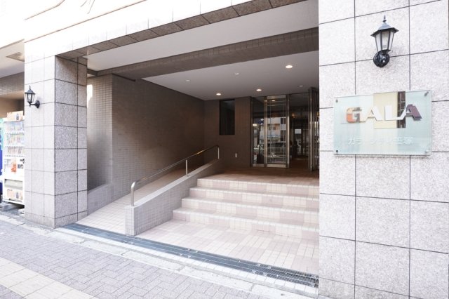 エントランス　毎日通るエントランスはこのようになっています