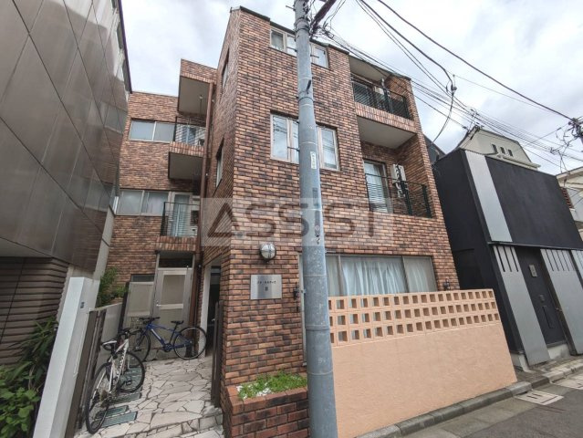 建物外観　お電話でお問い合わせを頂くとスムーズです♪