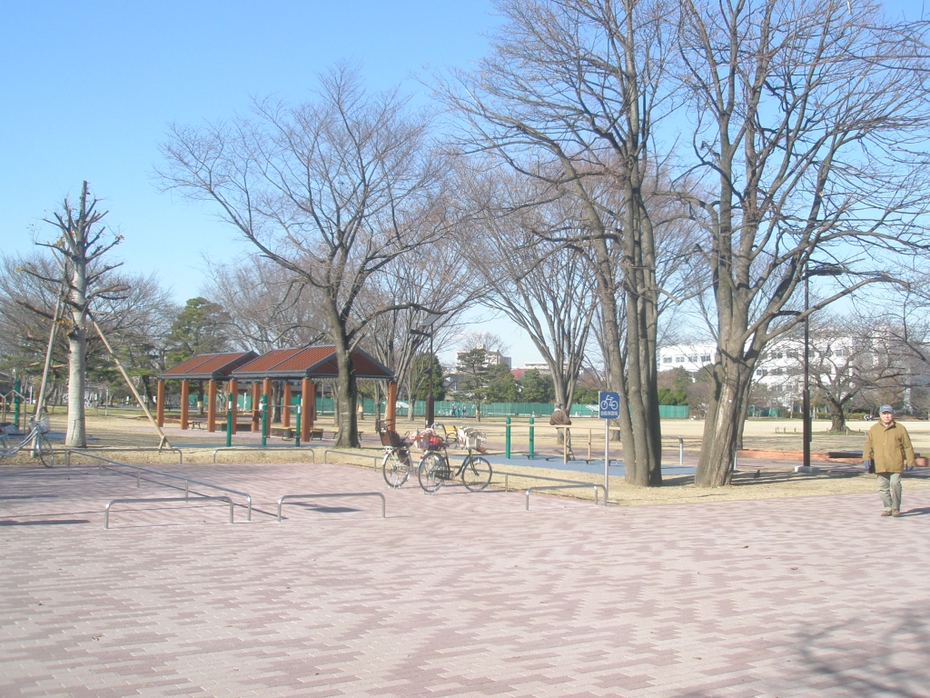 公園　武蔵野中央公園サービスセンター（公園）まで398m