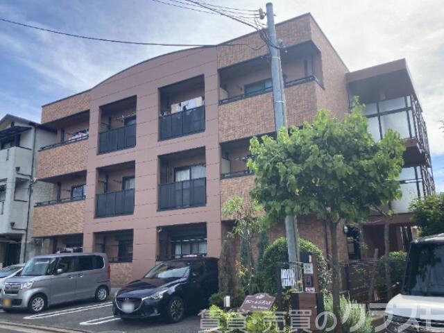 建物外観　住環境良好です♪