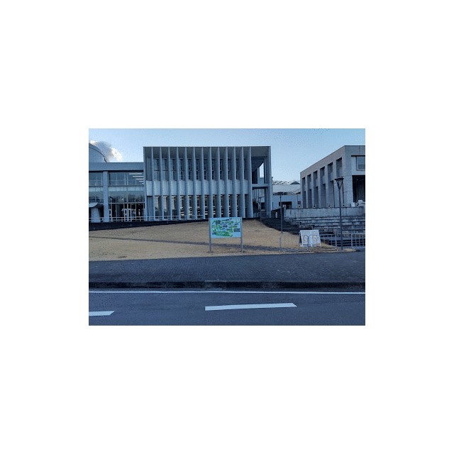 大学・短大　私立慶應義塾大学湘南藤沢キャンパス（大学・短大）まで1908m
