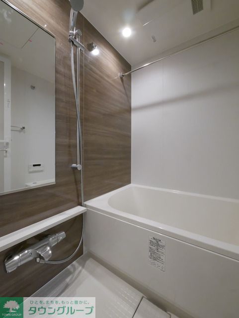バス・シャワールーム　※写真は同タイプ住戸です。