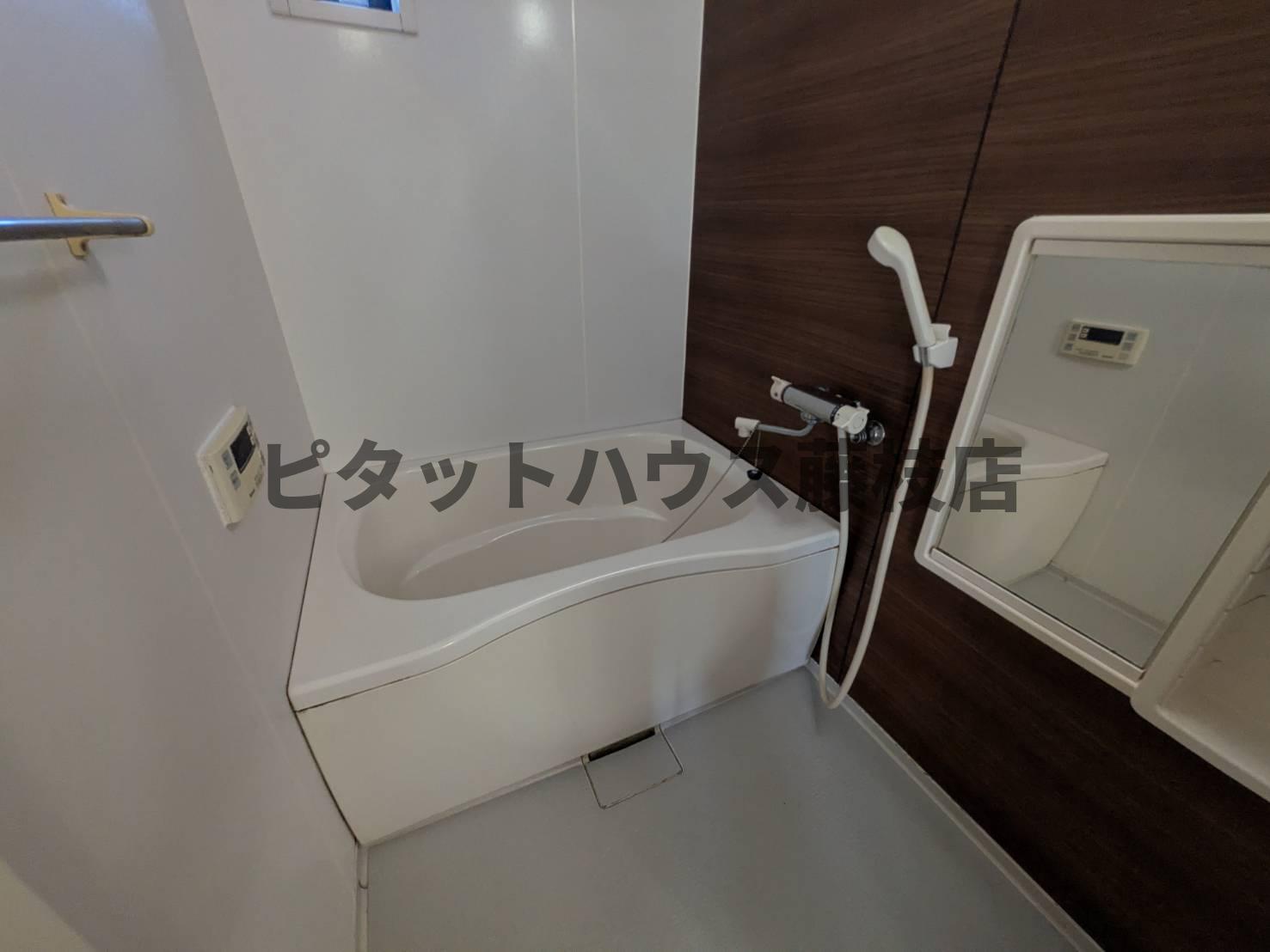 ＪＲ東海道本線 焼津駅 バス乗車時間：24分 最寄りバス停で下車 徒歩11分 2階建 築26年の風呂写真