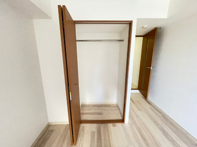 収納　※他の号室の写真です