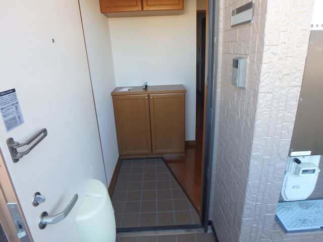 玄関　落ち着いた玄関です