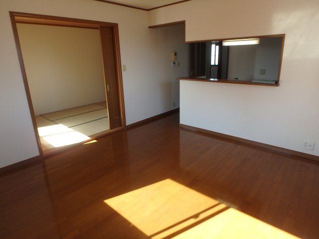 居室・リビング　ゆったりとした居間です