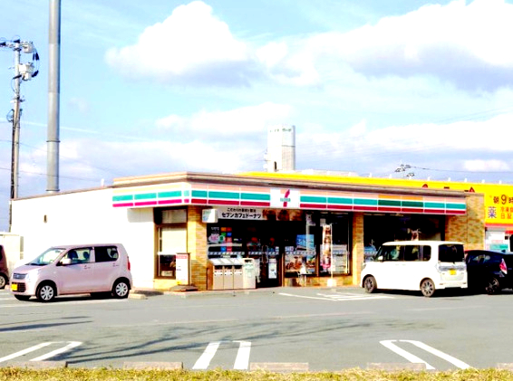 コンビニ　セブンイレブン 菊陽境松店（コンビニ）まで592m