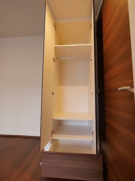 収納　※別部屋の参考写真です。