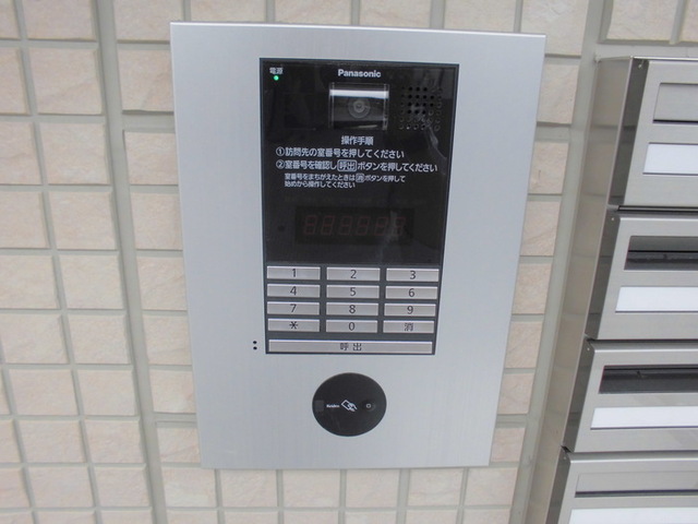 エントランス　エントランスはオートロック！