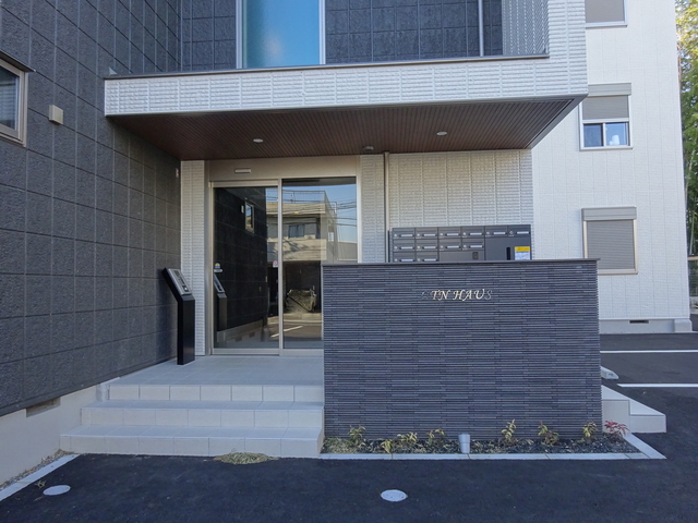エントランス　★スライド式オートロックドア★
