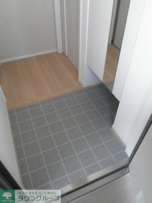 コンツェルト貝沢 Aの玄関写真