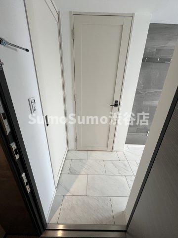 玄関　シンプルで使いやすい玄関です