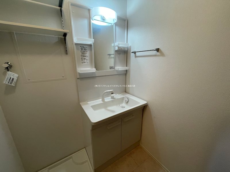 ロイヤルハイツ上本町の内装写真