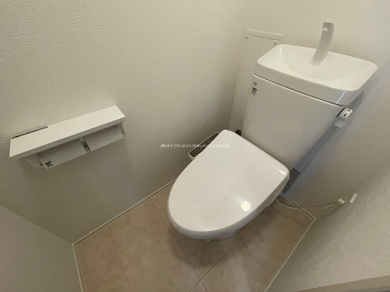 ロイヤルハイツ上本町のトイレ写真