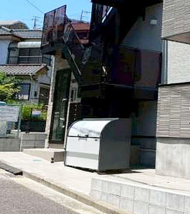 エントランス　【住環境良好おすすめ！！】お問い合わせはお早めに♪