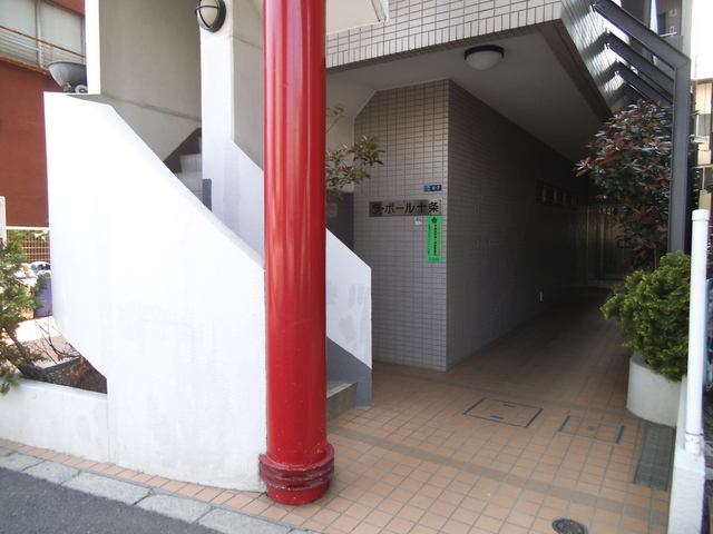 エントランス　オートロック付のエントランス