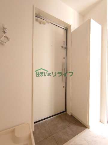 玄関　リライフ下北沢店