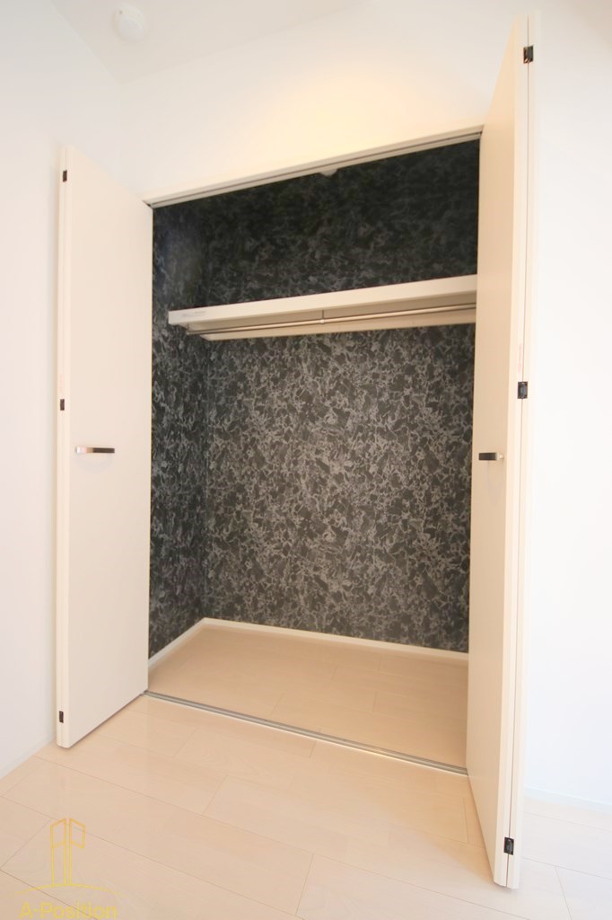 収納　レジディア堺筋本町プレイス