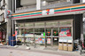 コンビニ　セブンイレブン 中央区新川1丁目店（コンビニ）まで305m