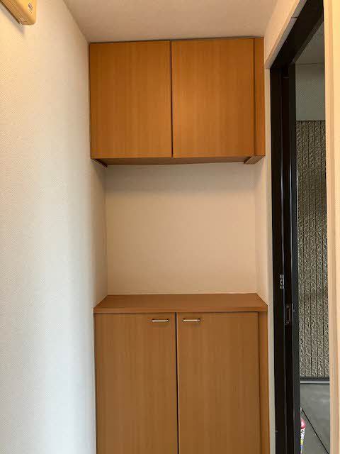玄関　玄関収納