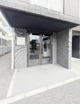 エントランス　毎日通るエントランス♪