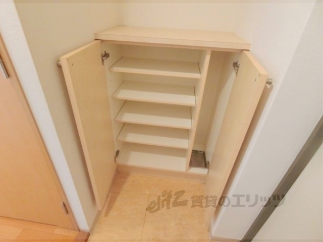 収納　下駄箱