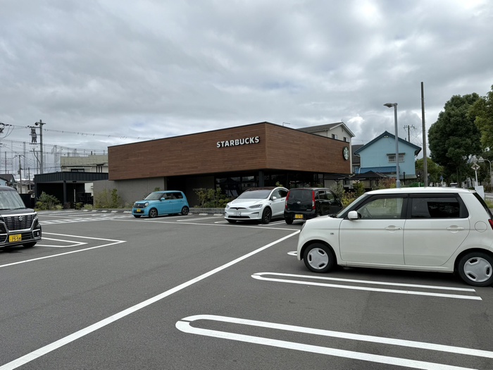 飲食店　スターバックスコーヒー　南草津かがやき通り店（飲食店）まで53m