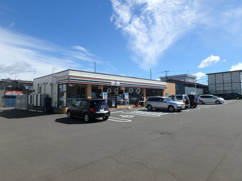 コンビニ　セブンイレブン札幌栄通16丁目店（コンビニ）まで634m