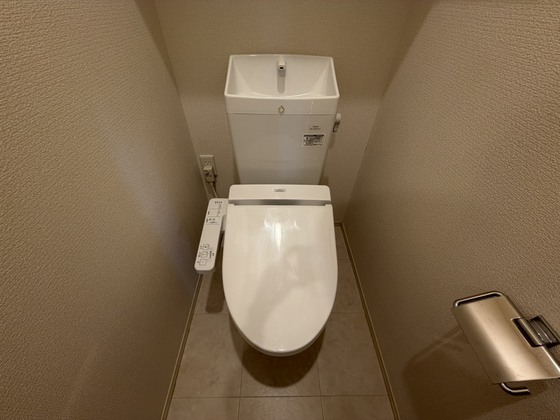 トイレ　※別部屋の写真です