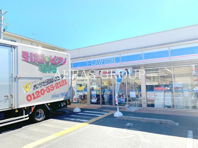 コンビニ　ローソン八潮駅南店（コンビニ）まで441m