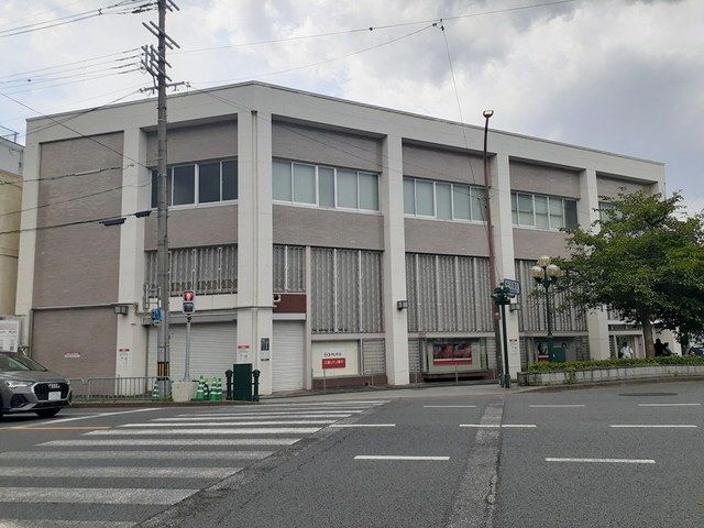 銀行　三菱東京UFJ銀行　西陣支店（銀行）まで220m