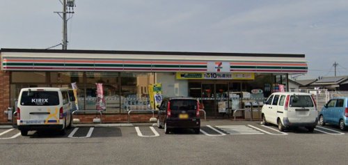 コンビニ　セブンイレブン 常滑榎戸店（コンビニ）まで714m